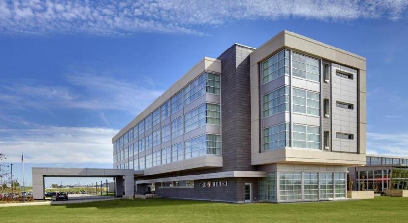 The Hotel At Kirkwood Center Cedar Rapids Exterior foto