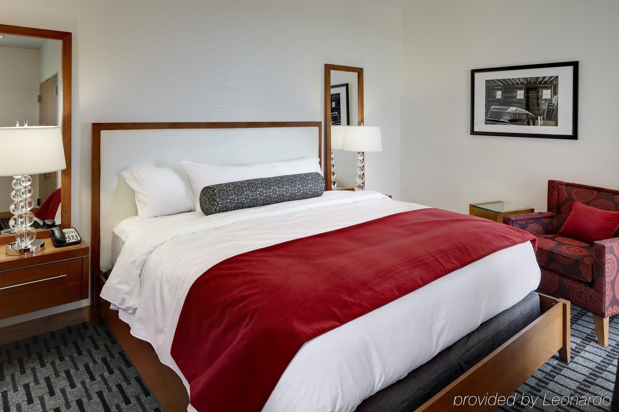 The Hotel At Kirkwood Center Cedar Rapids Cameră foto
