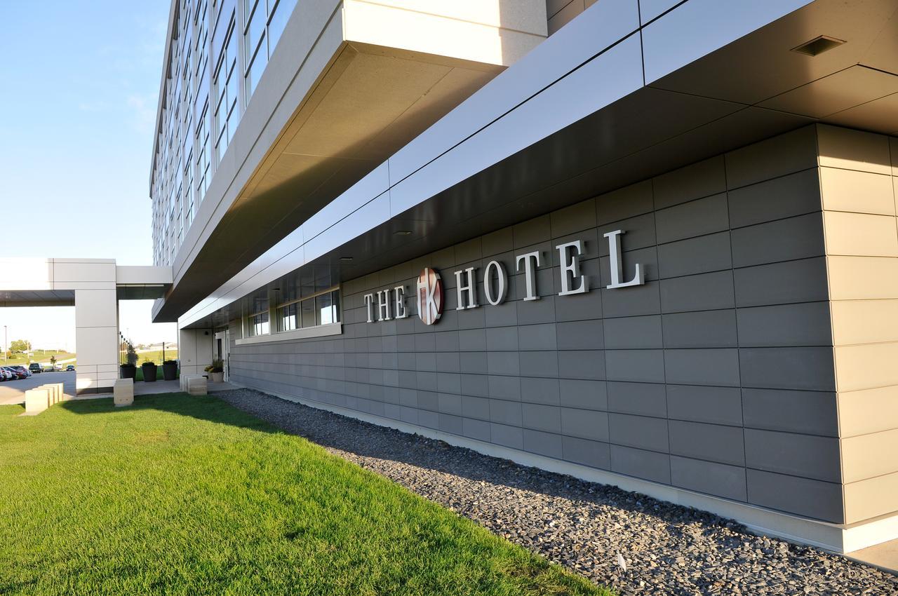 The Hotel At Kirkwood Center Cedar Rapids Exterior foto
